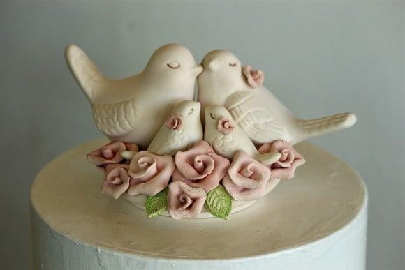 Pombinhos Para Topo De Bolo de casamento Com 2 Filhotes