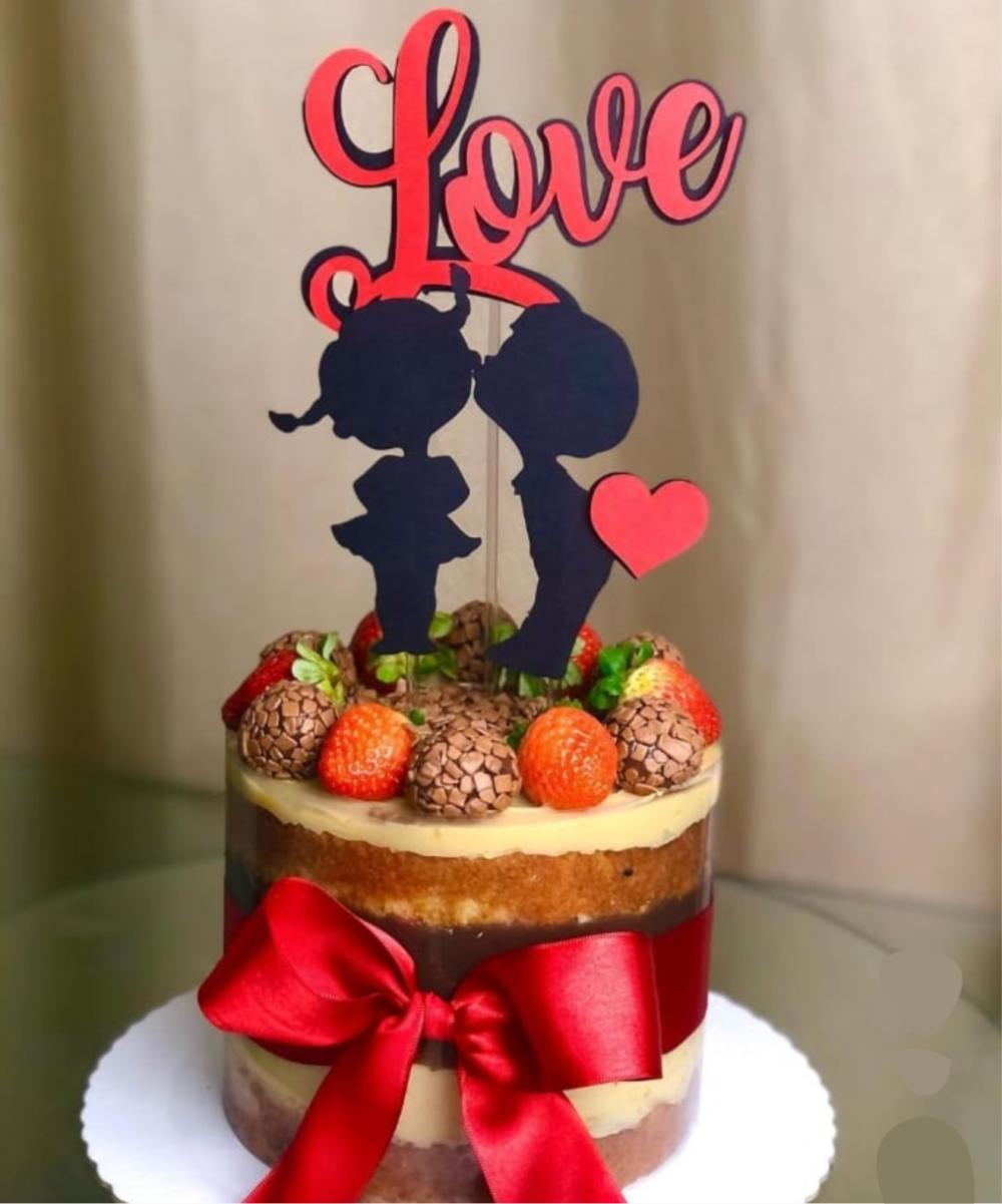 topo de bolo love namorados