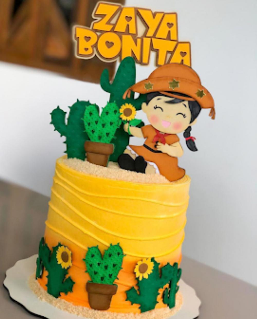 topo de bolo junino menina caipira