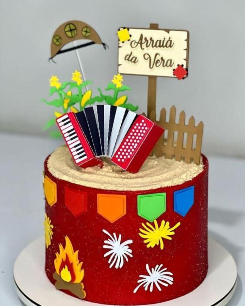 topo de bolo sanfona festa junina