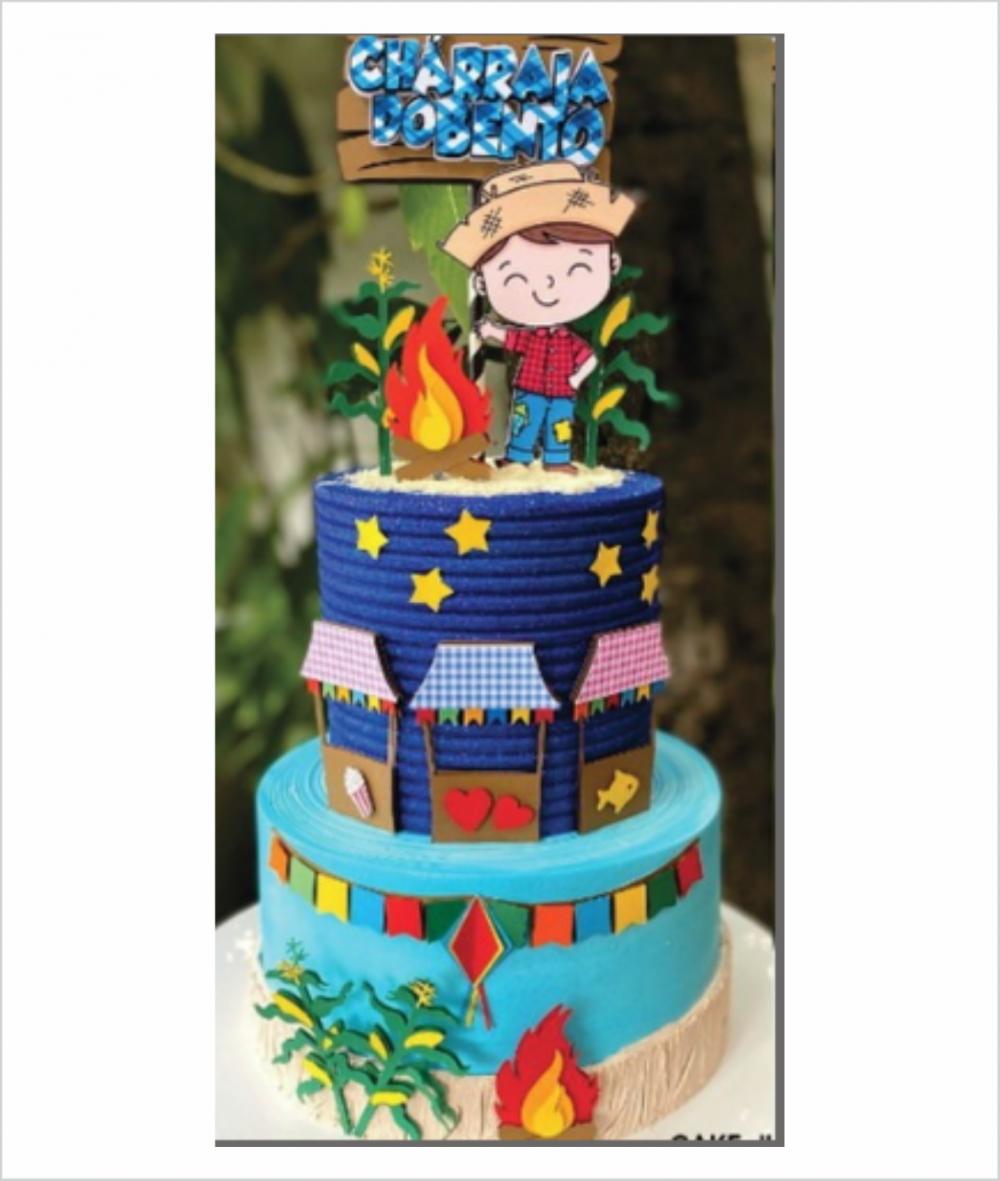 topo de bolo chárraiá menino caipira