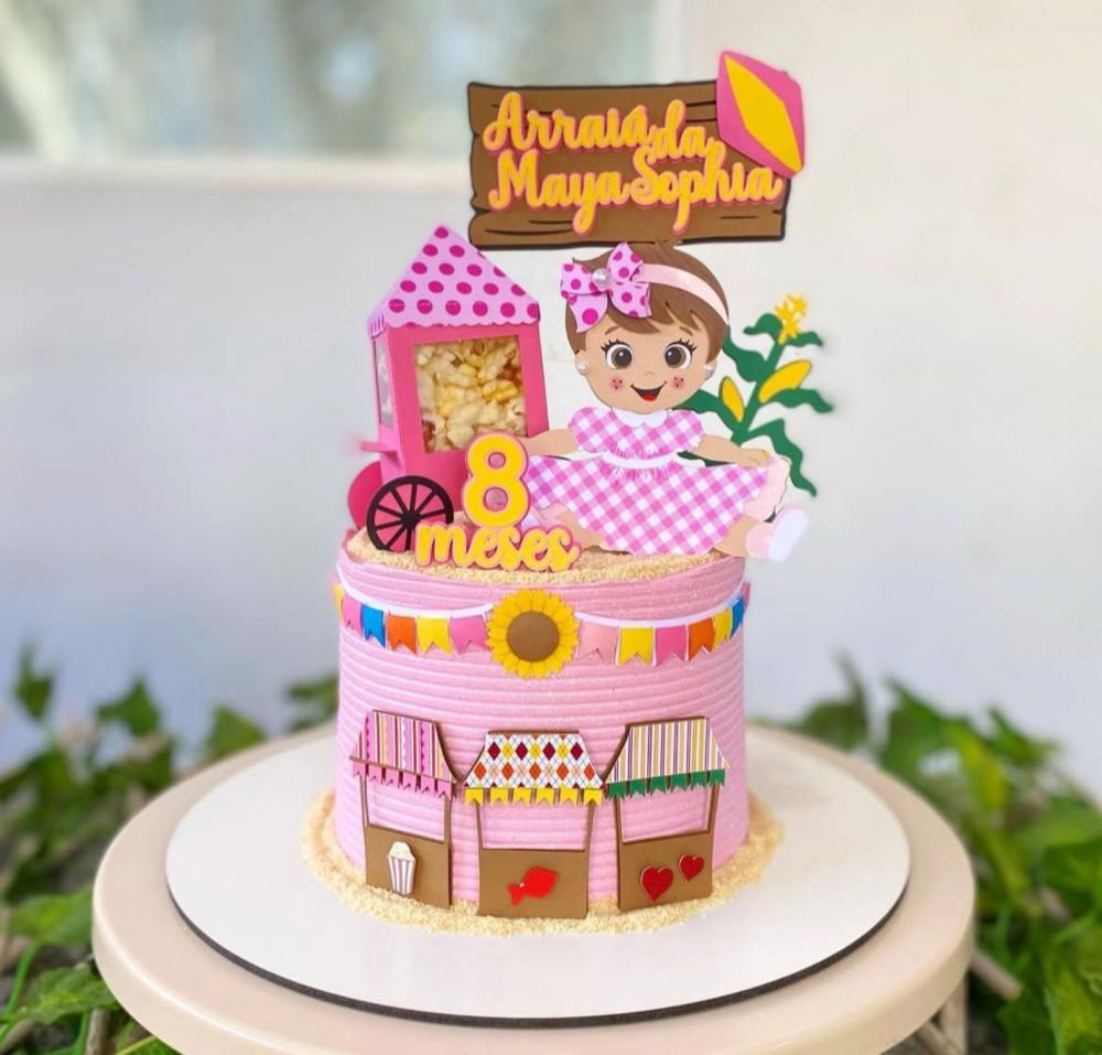 Topo de Bolo Arraiá Menina Caipira