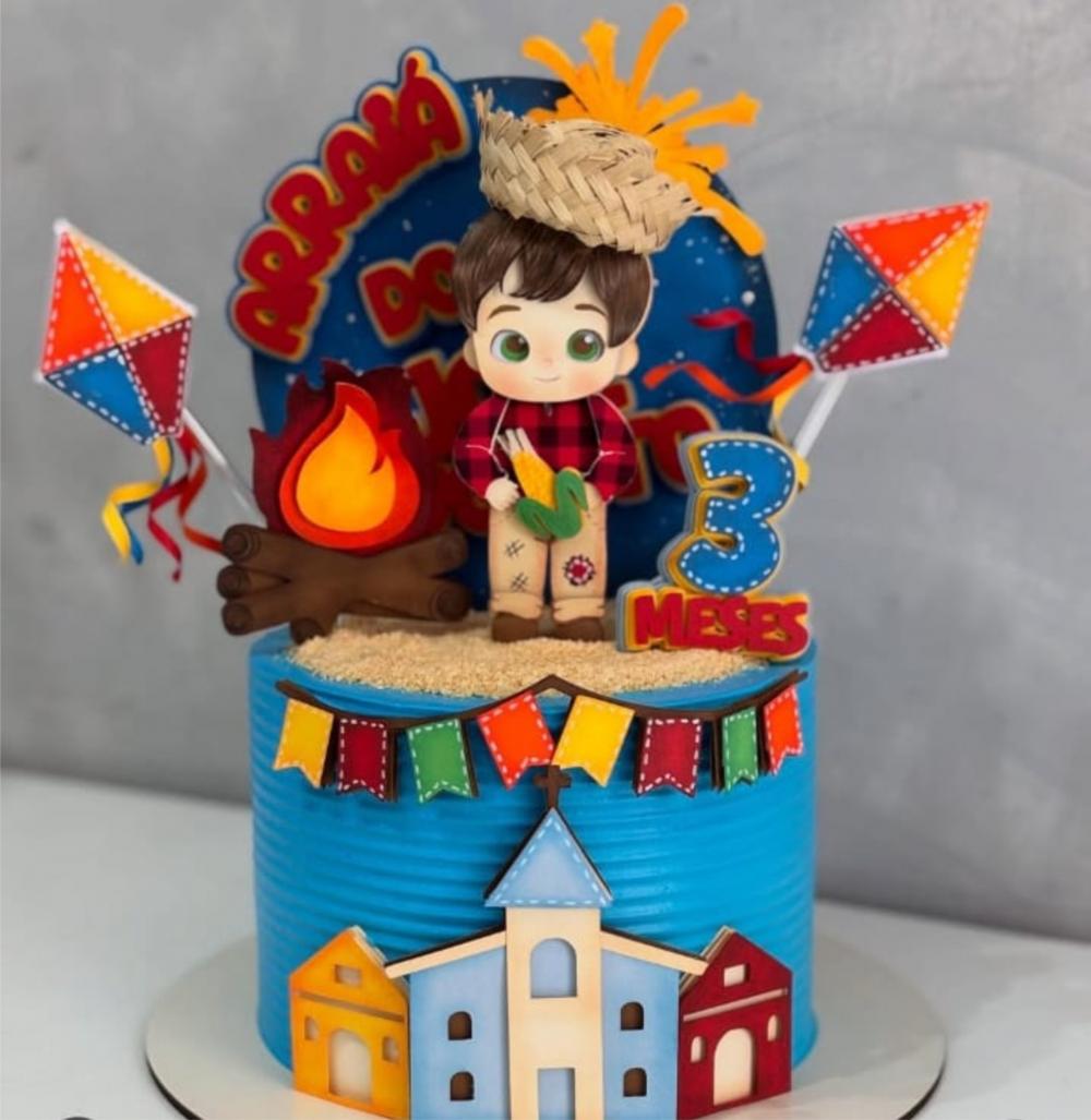 topo de bolo arraiá menino caipira