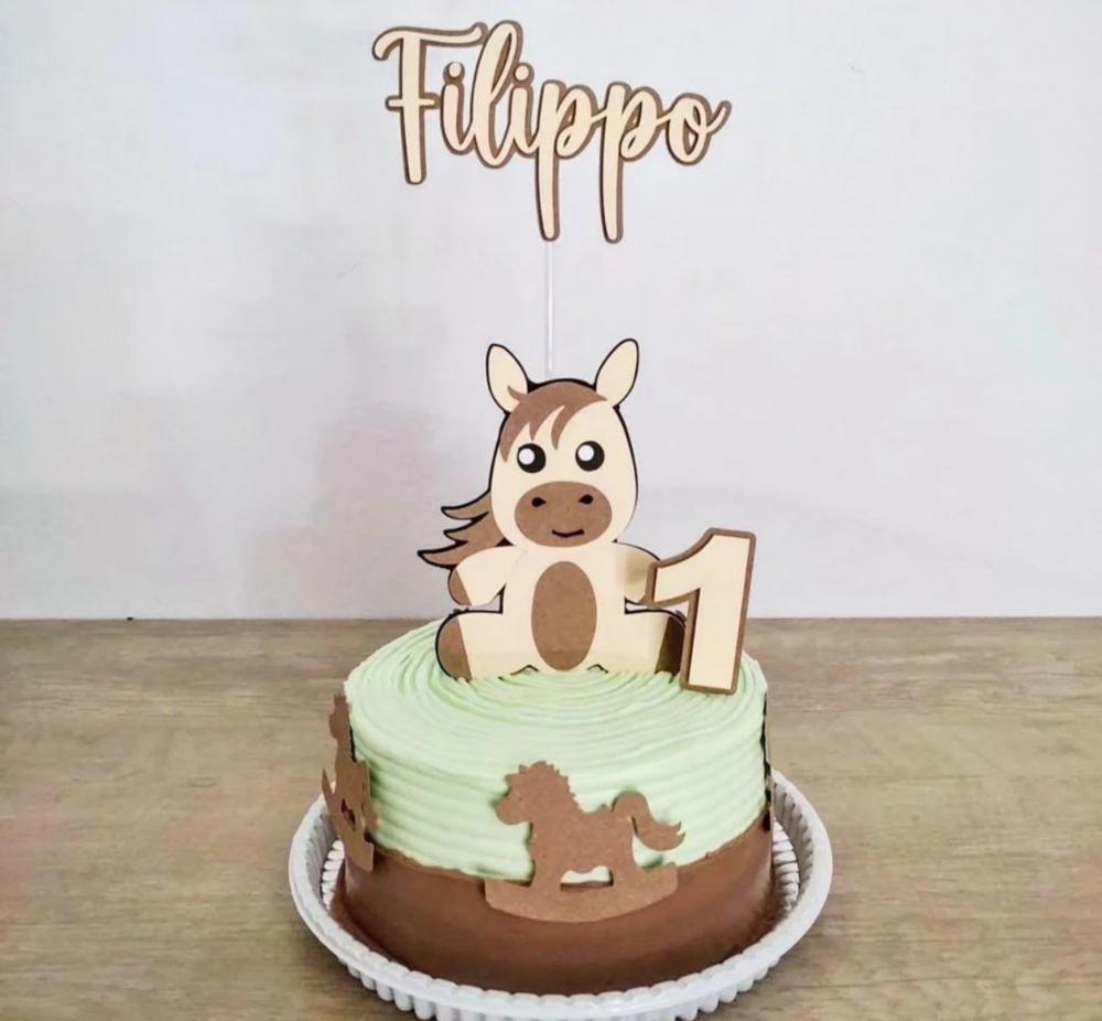 topo de bolo cavalinho