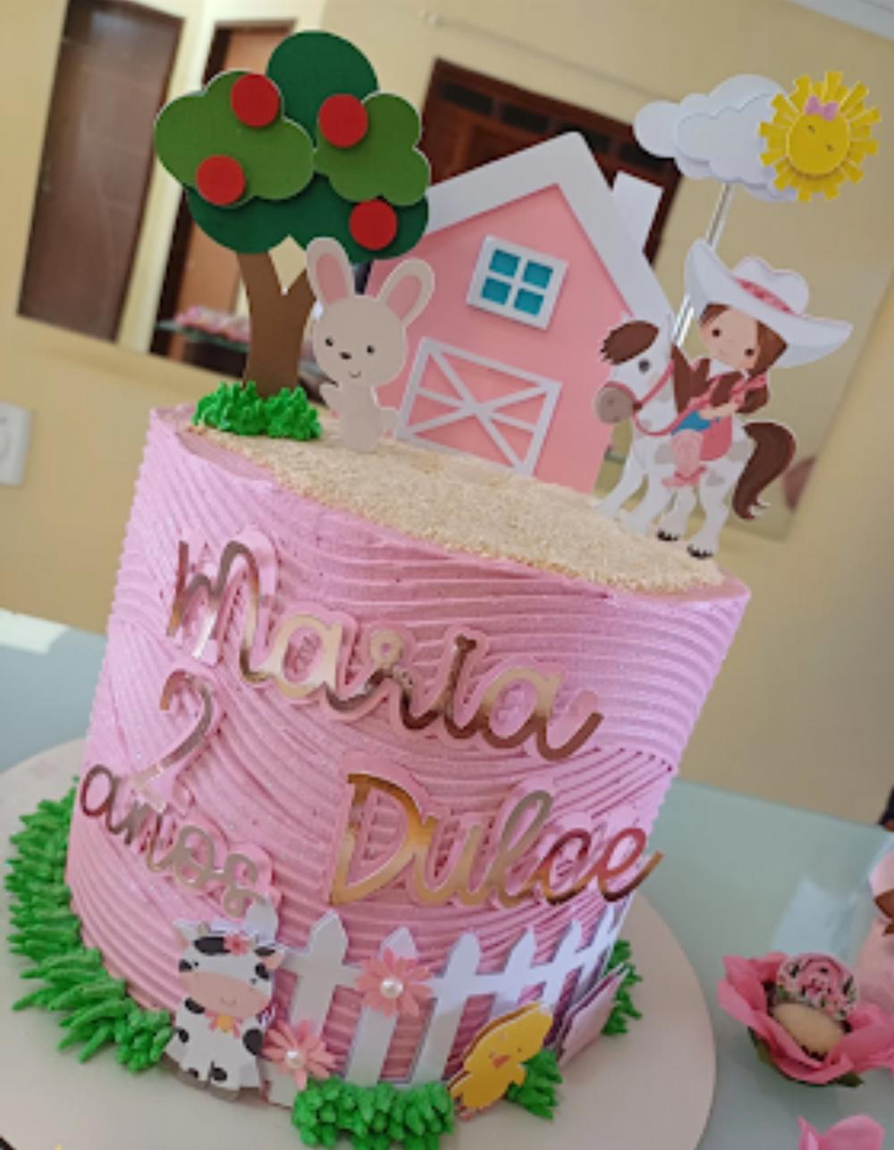 topo de bolo fazendinha rosa