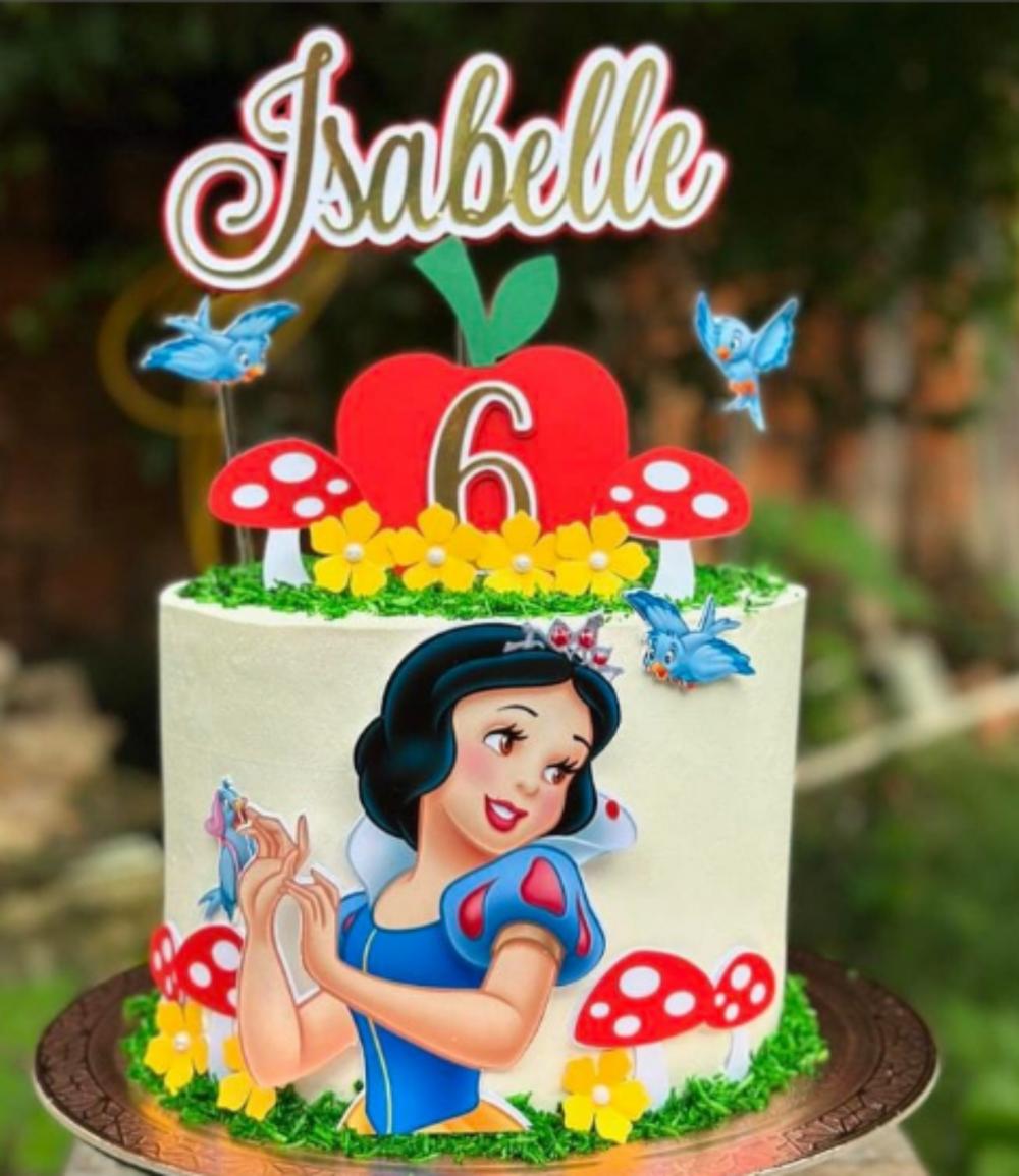 topo de bolo branca de neve