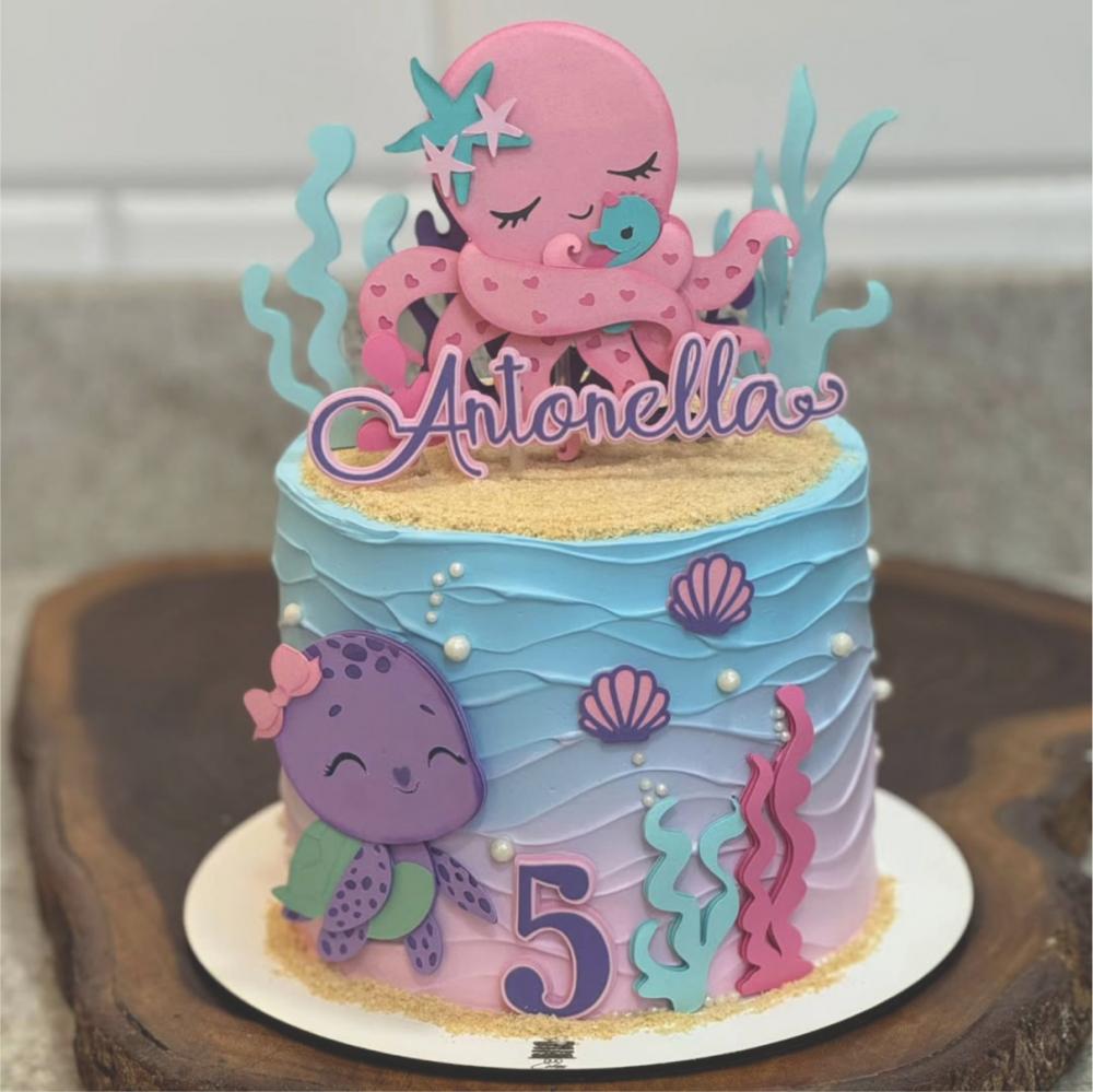 topo de bolo sereia fundo do mar rosa