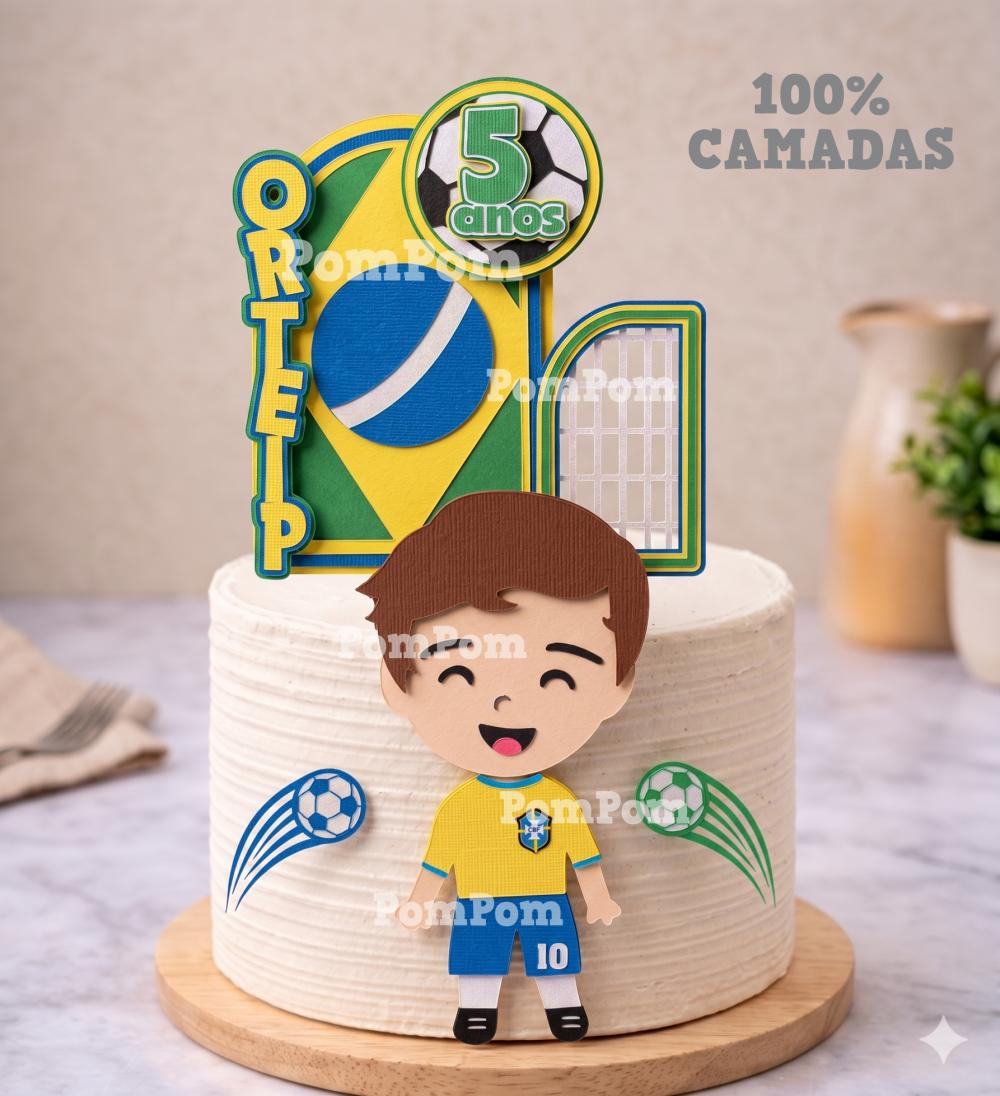 topo de bolo futebol brasil menino