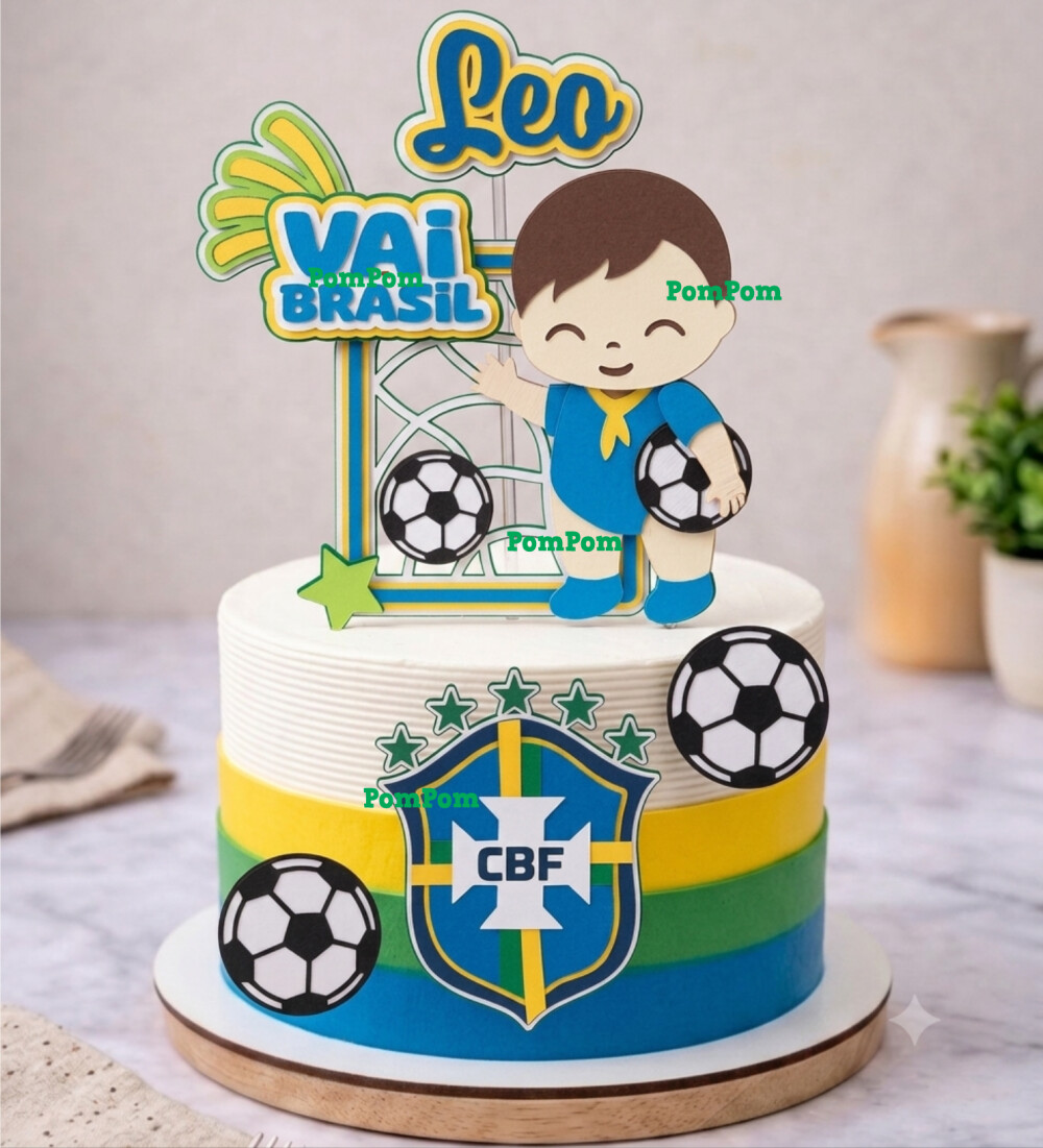 topo de bolo brasil menino futebol