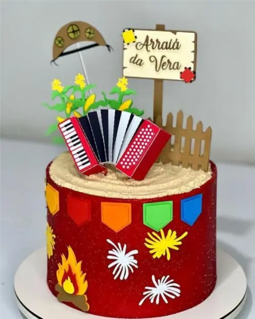 topo de bolo sanfona festa junina