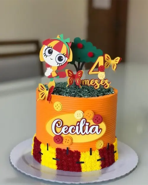 topo de bolo Emilia