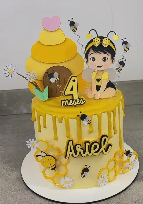 topo de bolo abelhinha mesversário