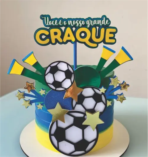 topo de bolo futebol brasil copa craque