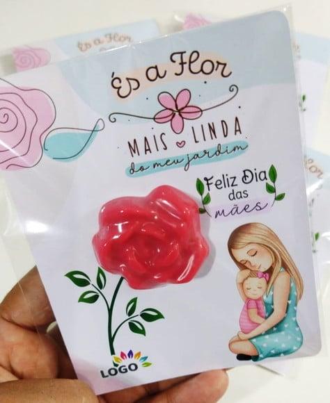 Cartão Lembrancinha Dia das Mães com Mini Sabonete de Rosa