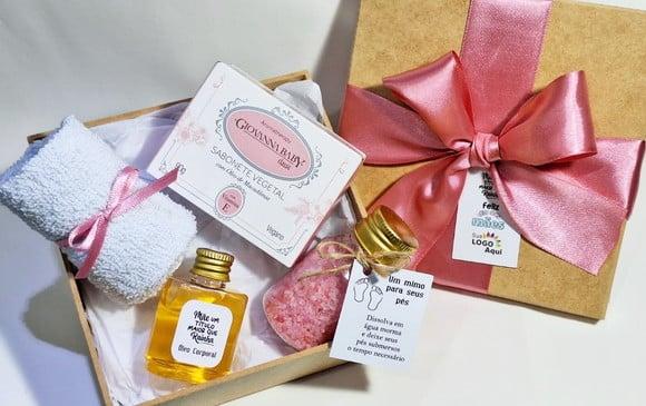 Kit Spa Cuidados Presente Dia das Mães Morango