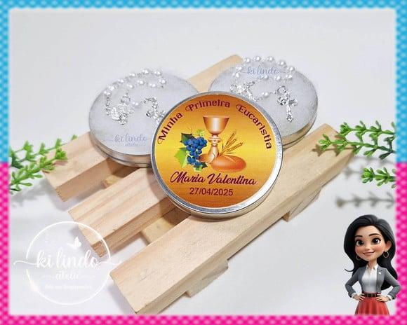 Lembrancinha de Primeira Comunhão Mini Terço na Latinha