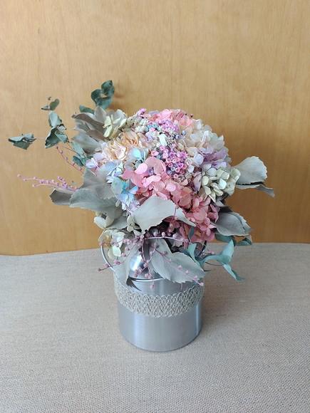 Arranjo com hortênsias desidratadas
