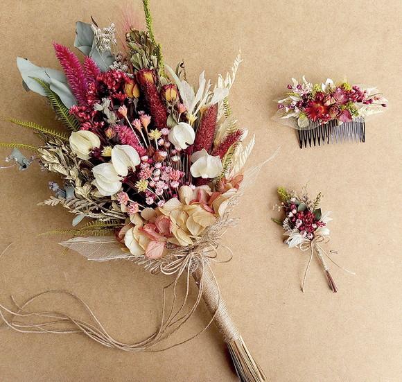 Kit Buque de Noiva m + Pente Decorado + Lapela Floral