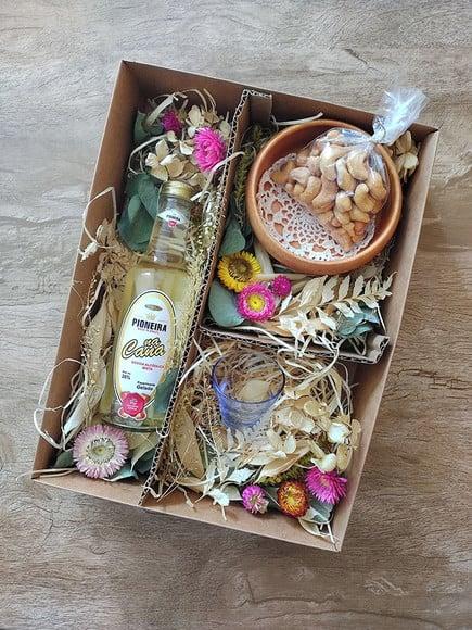 Caixa Presente com Flores Desidratadas