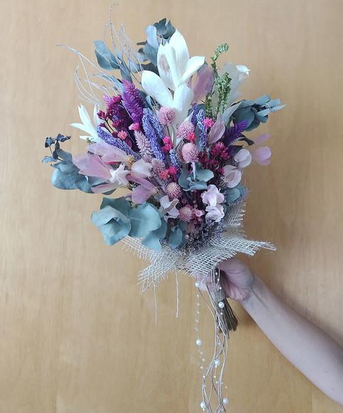 Buquê de Noiva m - em Tons de Rosa, Lilás ao Fucsia