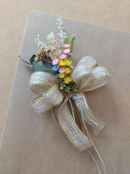 Kit c/ 20 Laço com Buquezinho de Flores Desidratadas