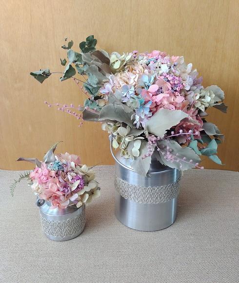 Arranjo com flores desidratadas