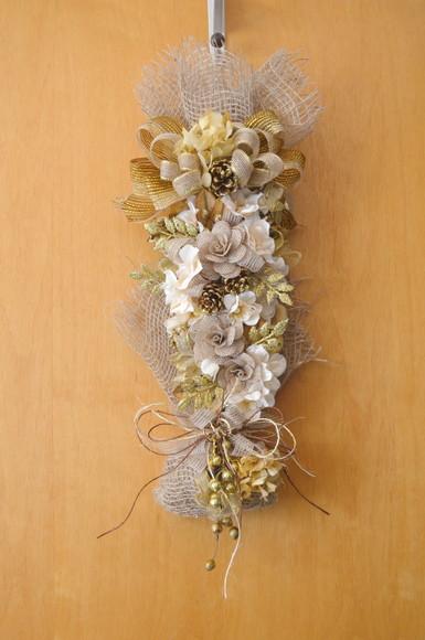 Arranjo de Porta - Natal com flores de juta