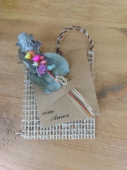 Tag com Mensagem - Buquezinho de Flores Desidratadas