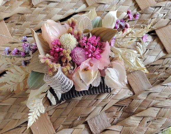 Pente Decorado com Flores Secas - Pink