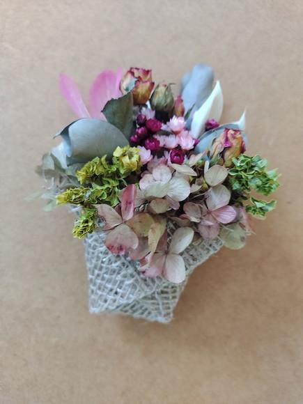 Arranjo de Flores Desidratadas com Íma de Geladeira