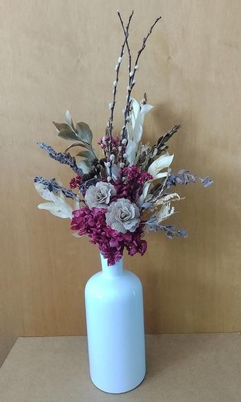 Arranjo com Flores Desidratadas no Garrafão