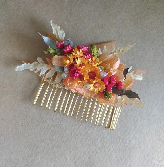 Pente Decorado com Flores Desidratadas