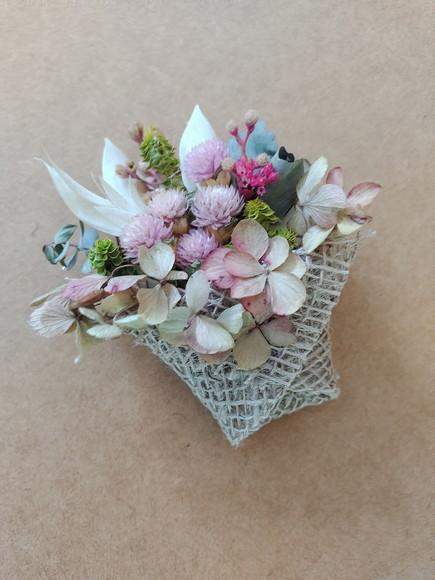 Arranjo de Flores Desidratadas com Íma de Geladeira