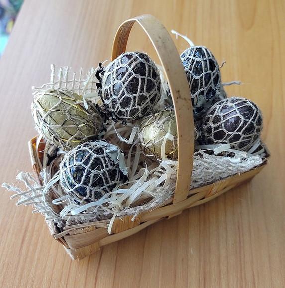 Mini Cesta com 6 Ovinhos
