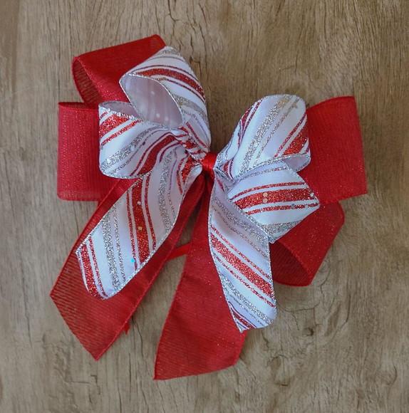 Laço Vermelho com Listras