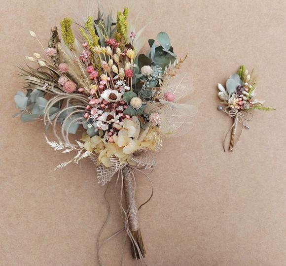 Kit Buque de Noiva P + Lapela Floral