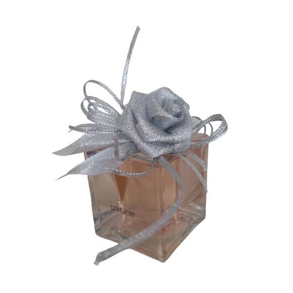 Flor de Fita Metalizada Prata