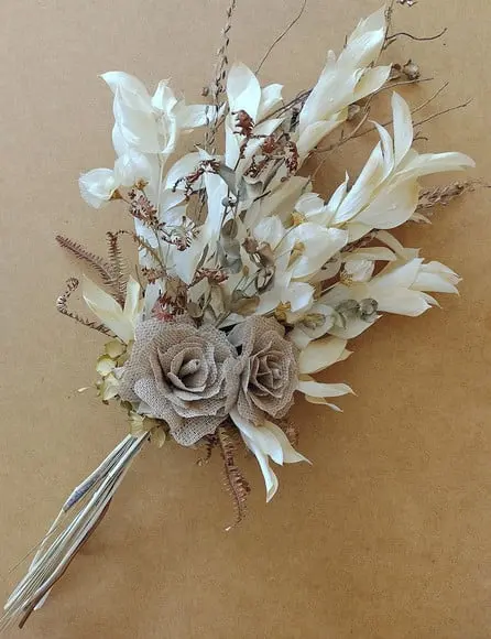 Buque com Flores de Juta