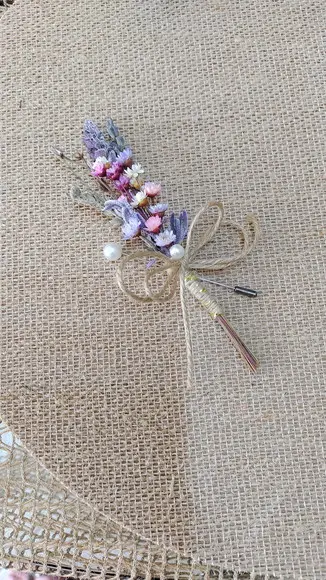 Lapela ou Corsage - Lavanda e Flores Secas