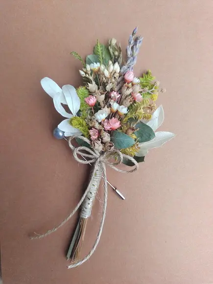 Lapela Floral com Flores Desidratadas - Rosé