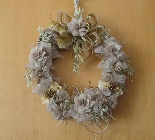 Guirlanda com Flores de Juta (38cm)