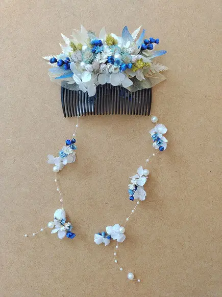 Pente Decorado com Cordão de Perolas