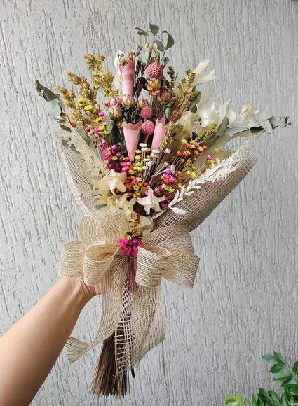 Buquê para Presente com Flores Desidratadas