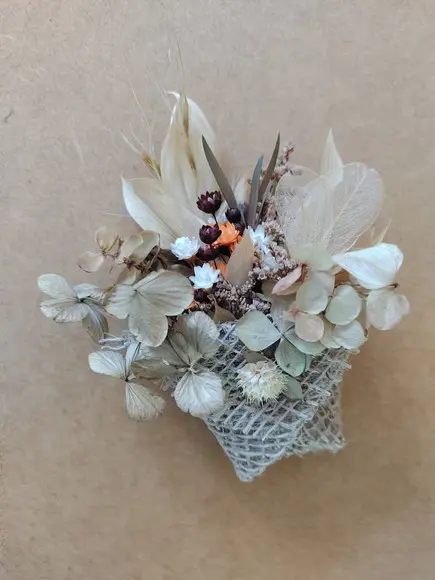 Arranjo de Flores Desidratadas com Íma de Geladeira