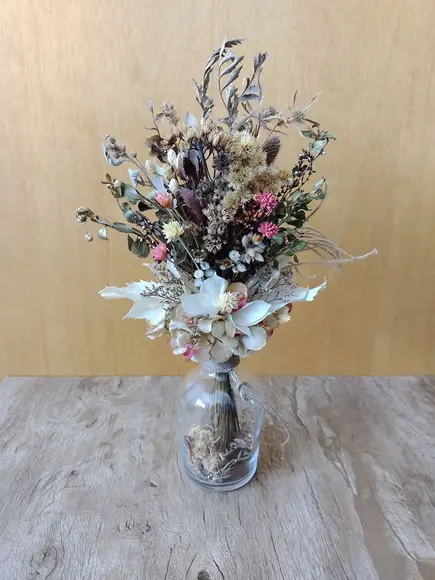 Arranjo com Flores Desidratadas