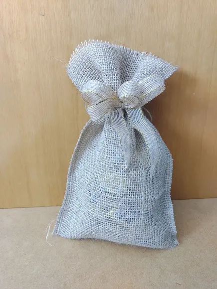 Embalagem de Juta com Laço - 17 x 30 cm