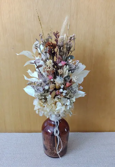 Arranjo Rústico com flores desidratadas