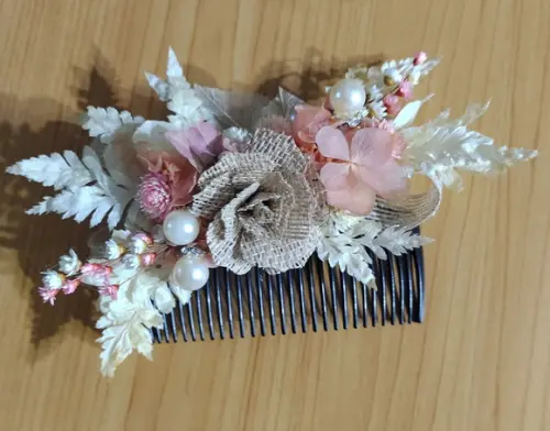 Arranjo de Cabelo - Flor de Juta