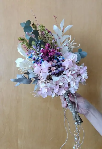Buque de Noiva m com Flores Desidratadas em Tons de Rosa