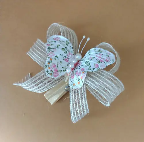Laço com Borboleta no Pregador